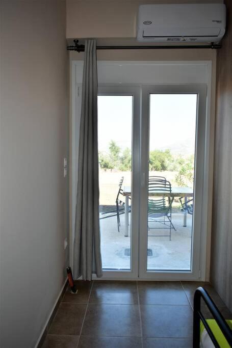 Smailis Apartment 2 Ligourio Exterior photo